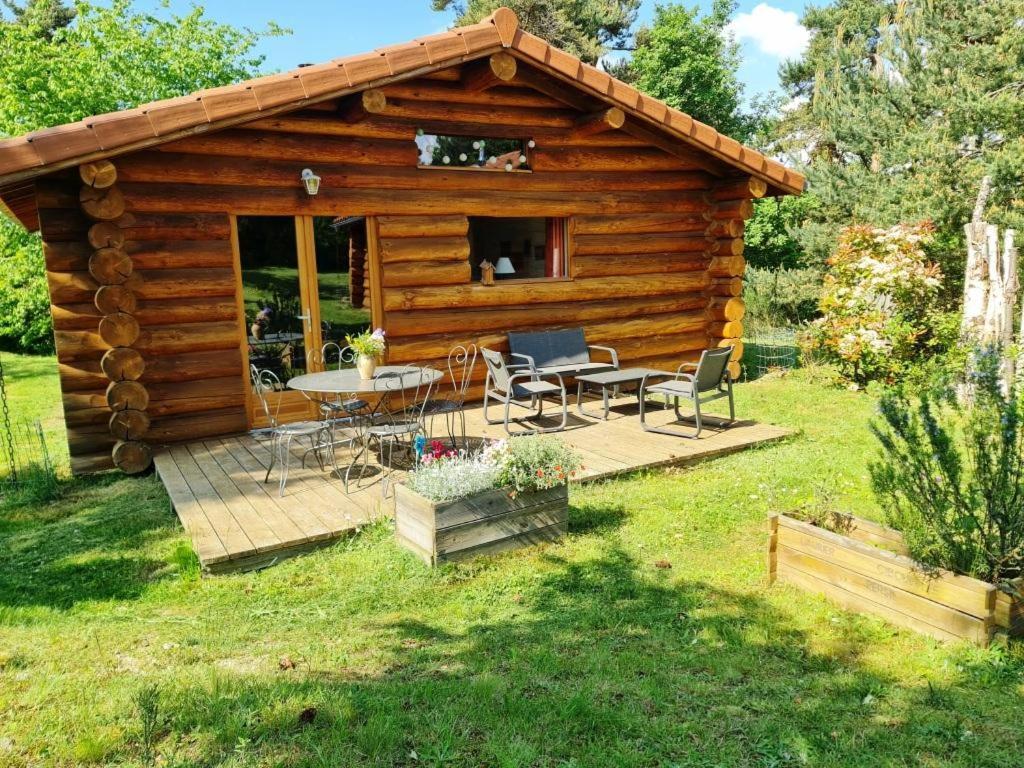 Pialous:Chalet En Rondins Avec Espace Detente La Chapelle-d'Aurec Exteriér fotografie